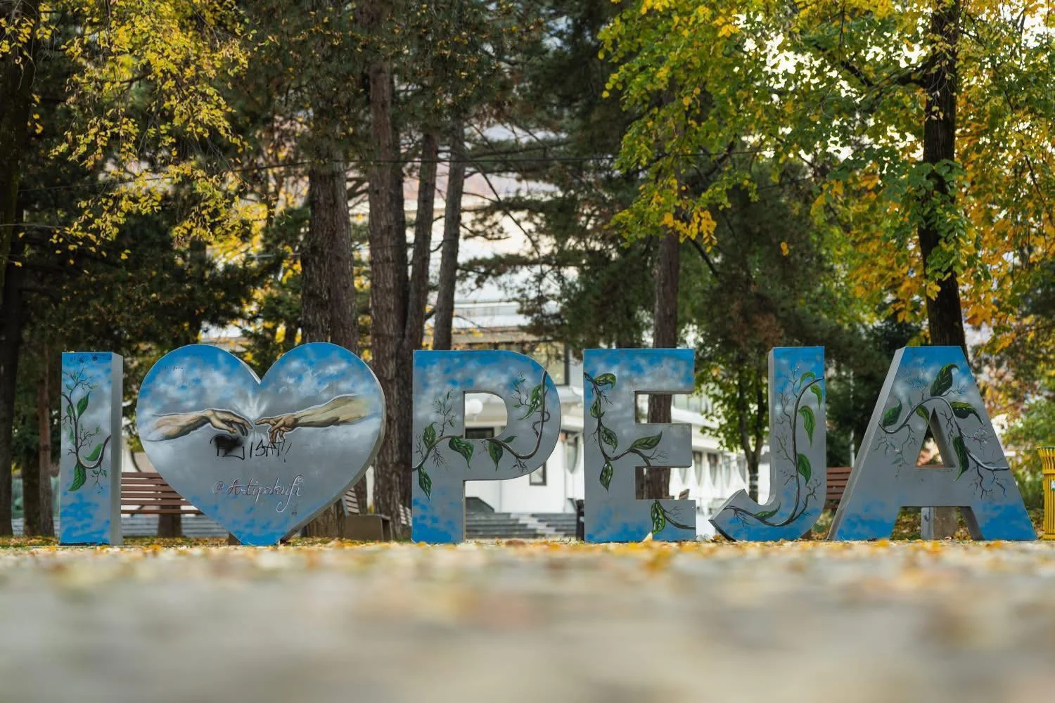 Pejë
