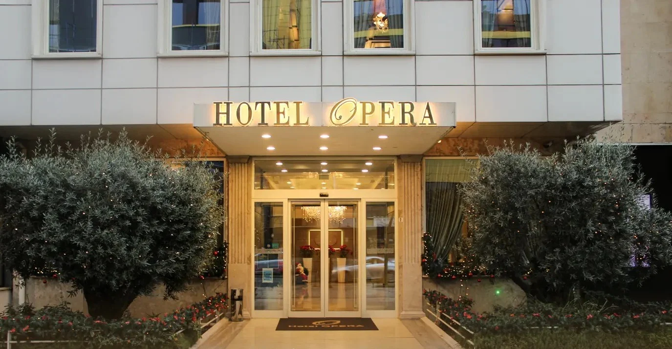 Hotel Opera