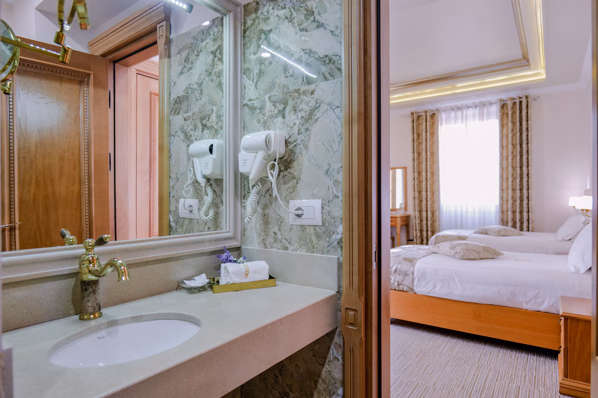 Hotel Boka - 4