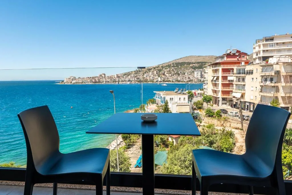 Hotel Vola - 5