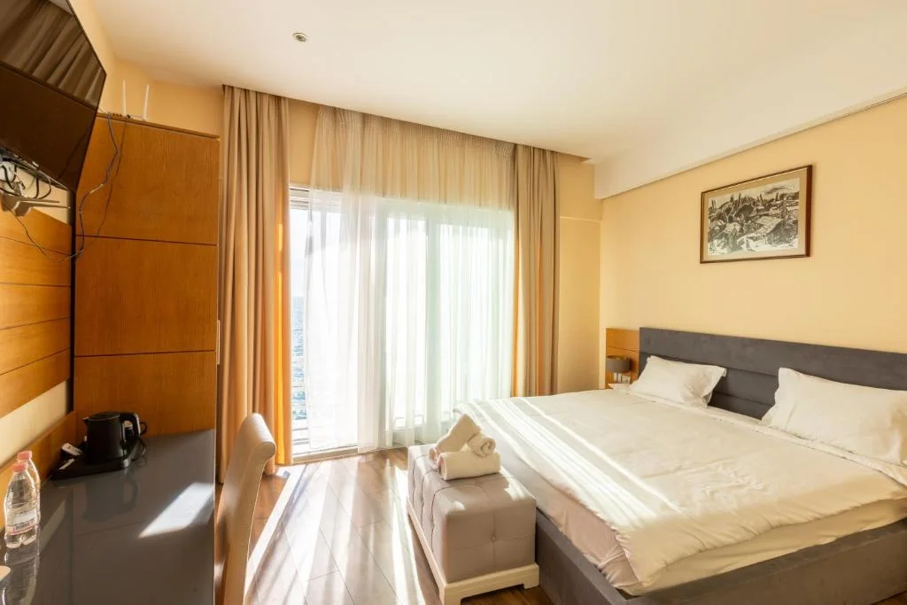 Ventus Harbor Hotel - 2