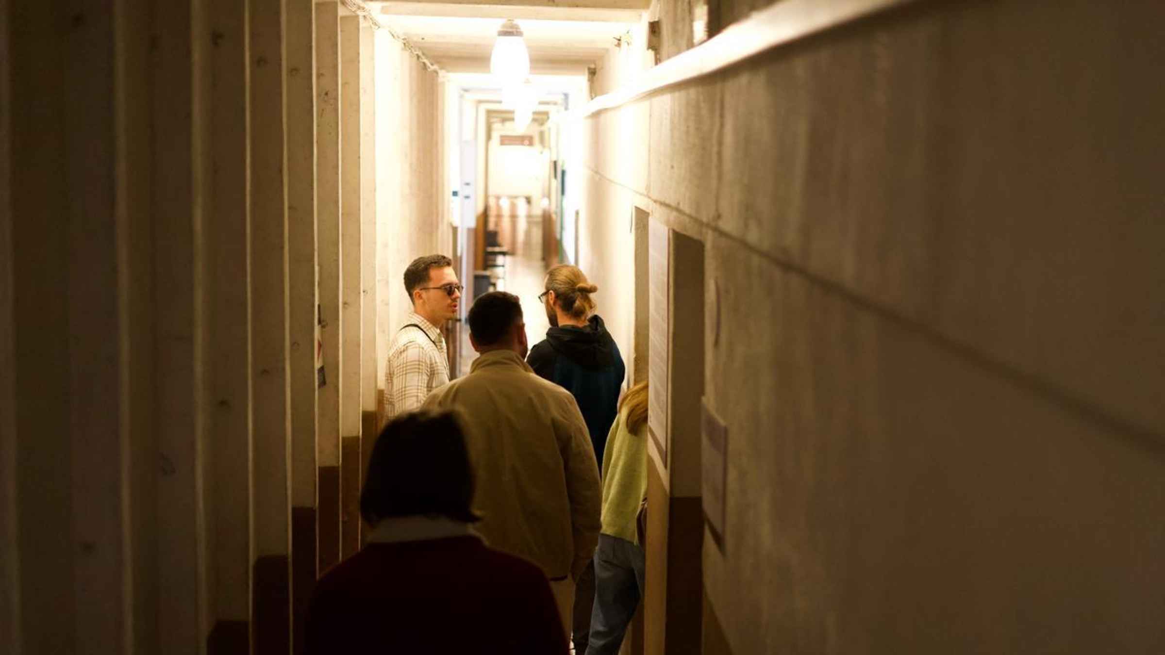 Tirana: Bunk'Art Guided Tour with Transport Option